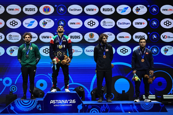 Призёры в весовой категории до 72 кг. 26 октября. Чемпионат мира в Астане: первые три дня.